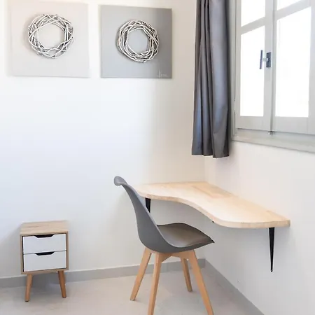 Navi B2 Brand New 2b/d In Naousa Apartment